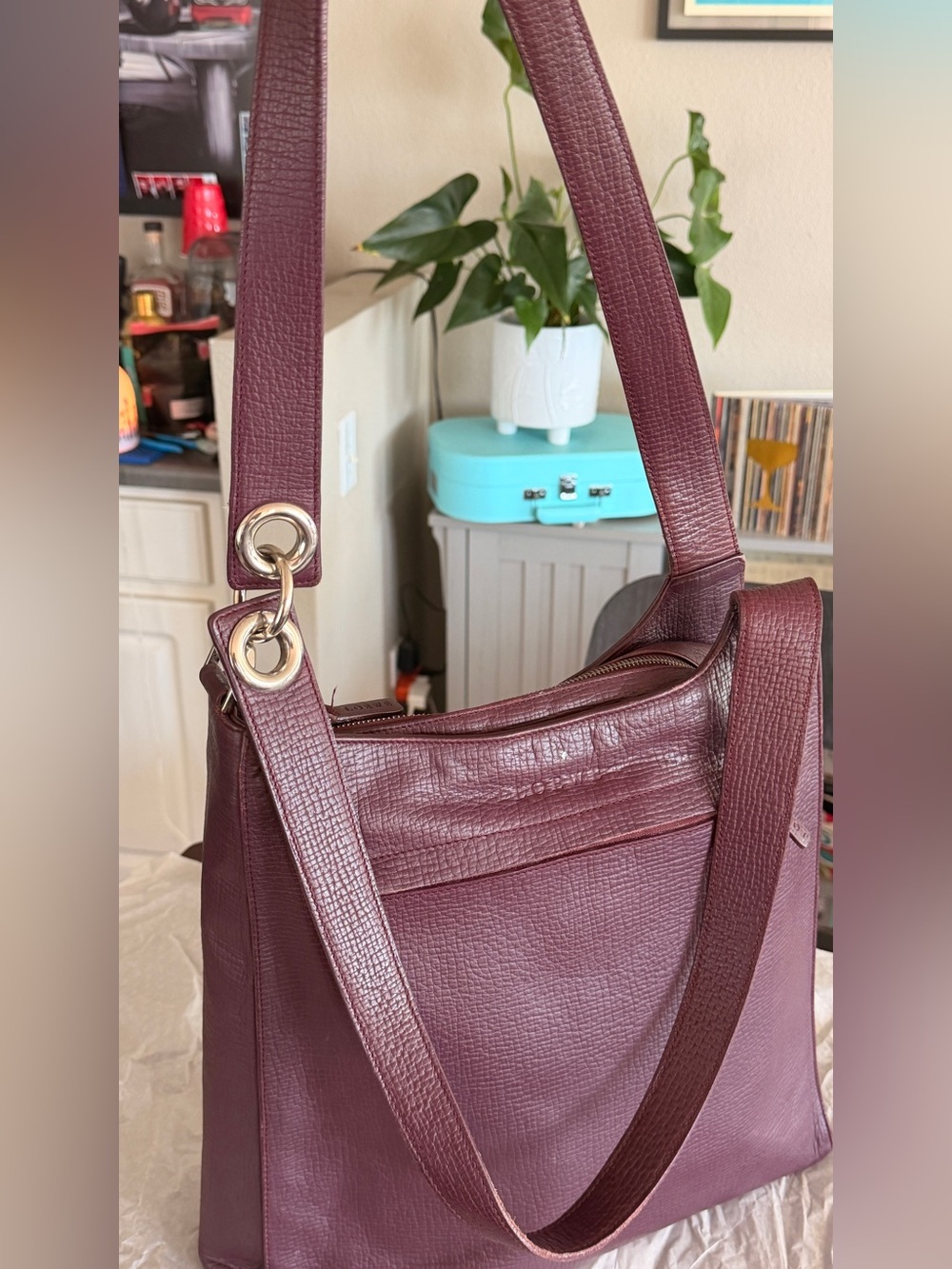 Authentic LOEWE Vintage Grained Leather Shoulder Bag - Deep Burgundy Plum - Picture 14 of 17